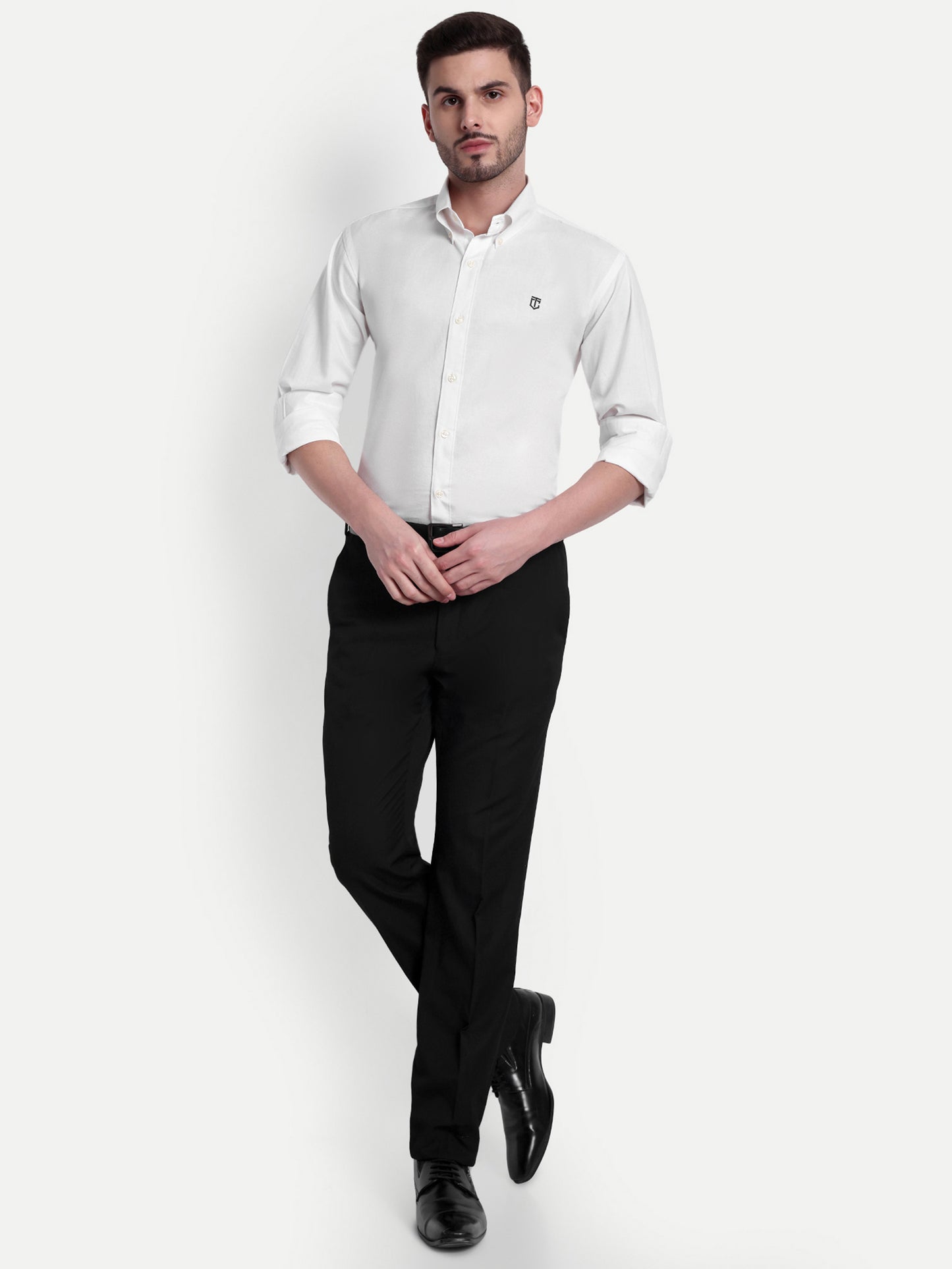 White Plain Classic and Comfortable Shirt for All-Day Wear